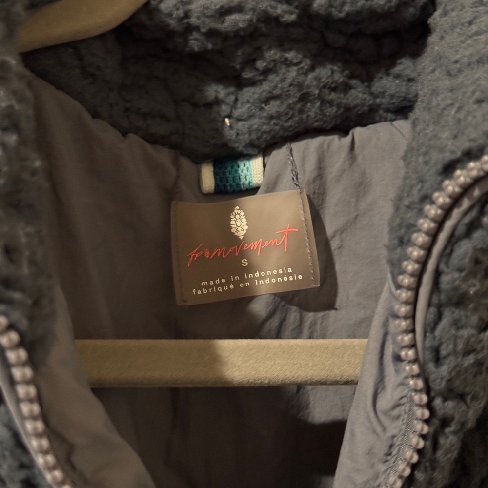 Blue Free People Sherpa Vest - Picture 2 of 3